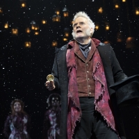 TV: Broadway Walks the Red Carpet on Opening Night of A CHRISTMAS CAROL