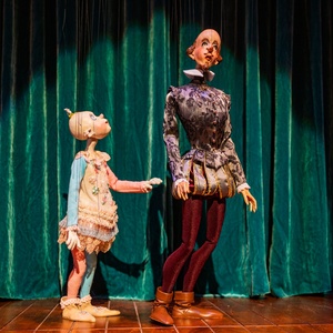 Review: LITTLE WILLY at Canadian Stage Photo