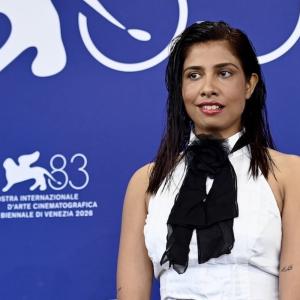 Photos: LOVERS IN THE BLUE NIGHT Wins NETPAC Award at Venice Film Festival Photo