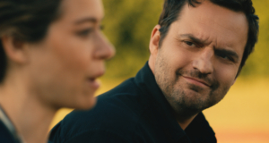 Now Streaming: Apple Original Films “The Dink” Starring Jake Johnson, Mary Steenb Photo