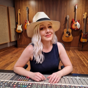 Cathy Young, 1974 JUNO Winner, Releases New Single I DON'T WANT TO LOSE YOU Photo