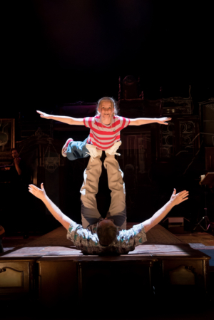 Review: FUN HOME at Internationaal Theater Amsterdam: Tragically Beautiful Story, A Wonderful Start Of PRIDE Amsterdam!  Image