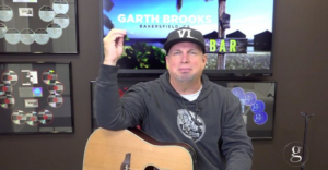 Garth Brooks Announces Second DIVE BAR Concert 