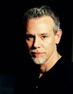 Adam Pascal Brings New Solo Show to Walnut Creek 