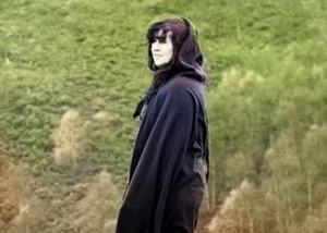 Celtic/Medieval Folk Artist Kim Thompsett Releases THE HOLLOWS LP Image