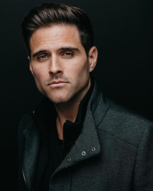 Interview: Brennin Hunt Finds Freedom as the New Leading Man of PRETTY WOMAN Image