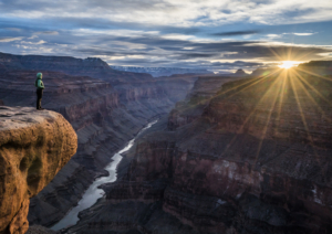 NATIONAL GEOGRAPHIC LIVE Returns September 24 with BETWEEN RIVER AND RIM: HIKING THE GRAND CANYON Image