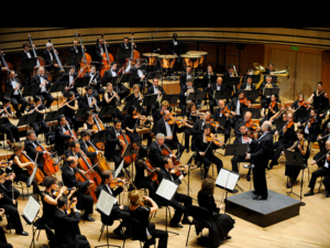 Review: IVAN FISCHER AND THE BUDAPEST FESTIVAL ORCHESTRA at The Mostly Mozart Festival Image