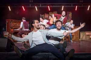 EDINBURGH 2019: Review: CHOIR OF MAN, Main Hall @ Assembly Halls Image