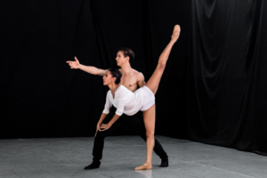 Gana Medalla de Bronce bailarín de la Compañía Nacional de Danza en concurso internacional en Pekín  Image