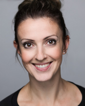 Interview: Steph Parry Talks MAMMA MIA! THE PARTY Image