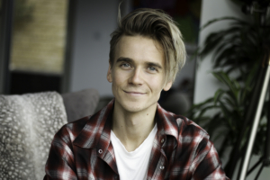 Joe Sugg Will Join The Cast Of WAITRESS in London Image