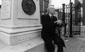 Se cumplen 120 años de nacimiento de Jorge Luis Borges, el escritor argentino más universal 