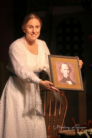 Review: THE BELLE OF AMHERST at Rubicon Theatre Company Image