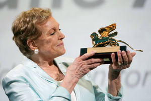 Julie Andrews recibe el León de Oro honorífico en la Mostra de Cine de Venecia