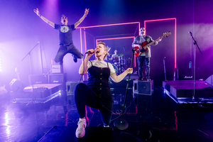 Review: WHAT GIRLS ARE MADE OF, Soho Theatre Image