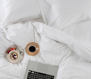 Marinas Menu & Lifestyle: GRYPHON HOME and Breakfast in Bed Image