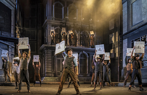 Review: NEWSIES at Paramount Theatre 