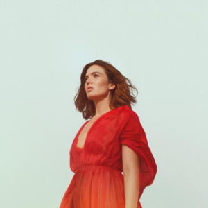 VIDEO: Mandy Moore Returns With New Single 'When I Wasn't Watching' 
