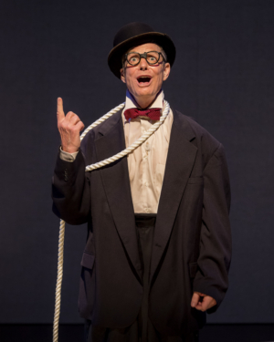 Review: Quintessential Clown Bill Irwin ON BECKETT Showcases the Humor and Pathos of the Irish Playwright Image