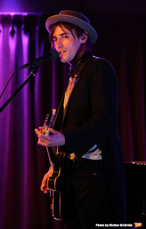 Review: REEVE CARNEY: A Spellbinding Jam of Intimate Creation at The Green Room 42 