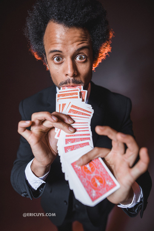 Interview: Charles Tertiens Returns to the Cape Town Stage for a Night of Comedy Magic 