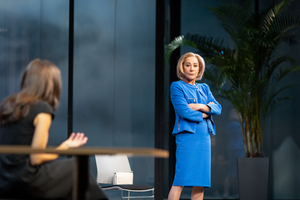 Review: TWO LADIES, Bridge Theatre Image
