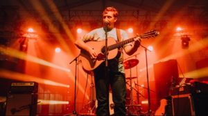 Tyler Childers to Live Stream Sold-Out Red Rocks Amphitheatre Headline Debut Image