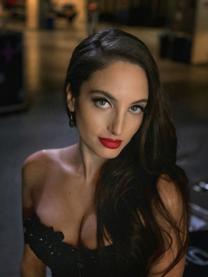 Interview: Alexa Ray Joel at Cafe Carlyle 