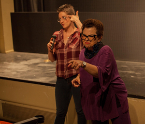 Review: 25 QUESTIONS FOR A JEWISH MOTHER at Encore Theatre District Image