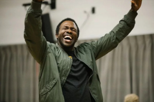 THE WRONG MAN Star Joshua Henry Confiscates Phone Mid-Performance Image