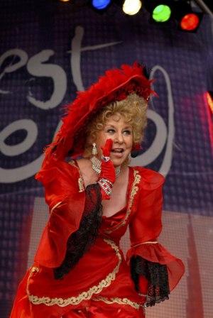 Jan Hunt Brings MUSIC HALL Back To Alexandra Palace Image