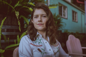 Ismay Shares 'When I Was Younger' Video Image