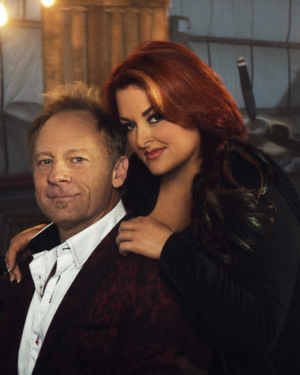 Wynonna Judd & Cactus Moser Make Café Carlyle Debut This Week Image