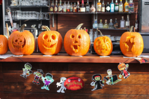 MONARCH ROOFTOP & INDOOR LOUNGE Hosts Annual Pumpkin Carving Contest Saturday 10/26 