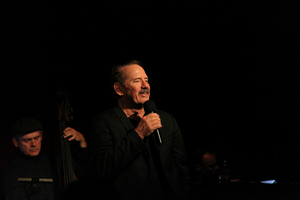 Review: Tom Wopat Brings Magic And WEDNESDAY'S WITH WOPAT to The Beach Cafe Image