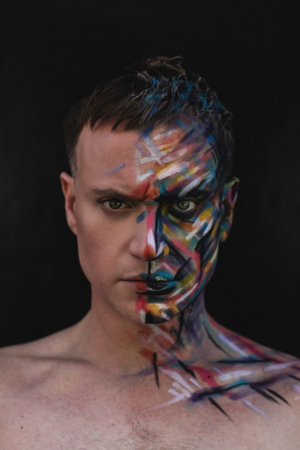 Interview: Hayden Tee Discusses His New Album FACE TO FACE Image