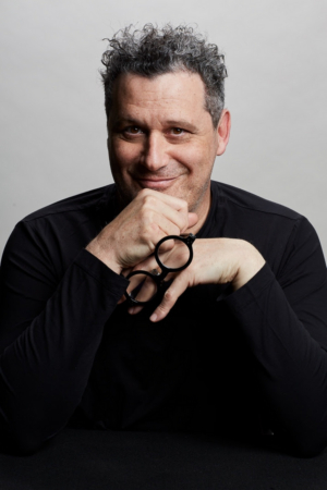 Isaac Mizrahi Will Return To Café Carlyle  Image