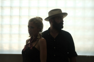 Drew and Ellie Holcomb Announce 'The You and Me Tour'  Image