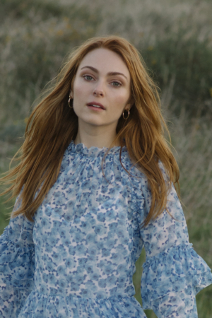 Quibi Greenlights Horror Series EMMA Starring AnnaSophia Robb Image