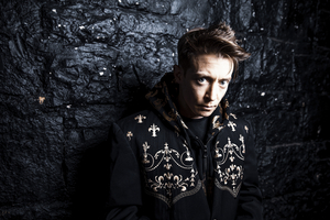 The Australian Shakespeare Company Presents HAMLET Image