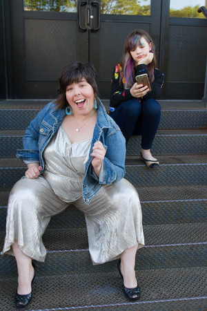 CAROLYN CASTIGLIA: COOL MOM will Play at Arlene's Grocery Image