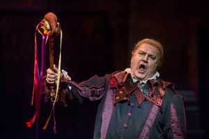 Review: Austin Opera Dazzles With RIGOLETTO Image