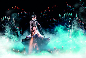 THE PHANTOM OF THE OPERA Tour Announces Casting; Killian Donnelly and More! Image