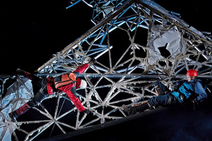 Review: TOUCHING THE VOID, Duke of York's Theatre Image