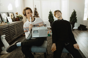 iDKHOW's Christmas Drag EP is Out Now 