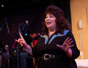 Review: ALWAYS . . . PATSY CLINE at Virginia Rep At Hanover Tavern Delights Even with a Sub in the Title Role  Image