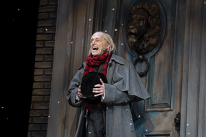 Review: 42nd Annual Production of A CHRISTMAS CAROL at Goodman Theatre  Image