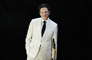 John Pizzarelli Will Return To Café Carlyle Image