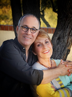 Interview: John Bucchino And Amanda McBroom Celebrate 30 Years of Friendship with SWEET DREAMS AND ROSES at Birdland 